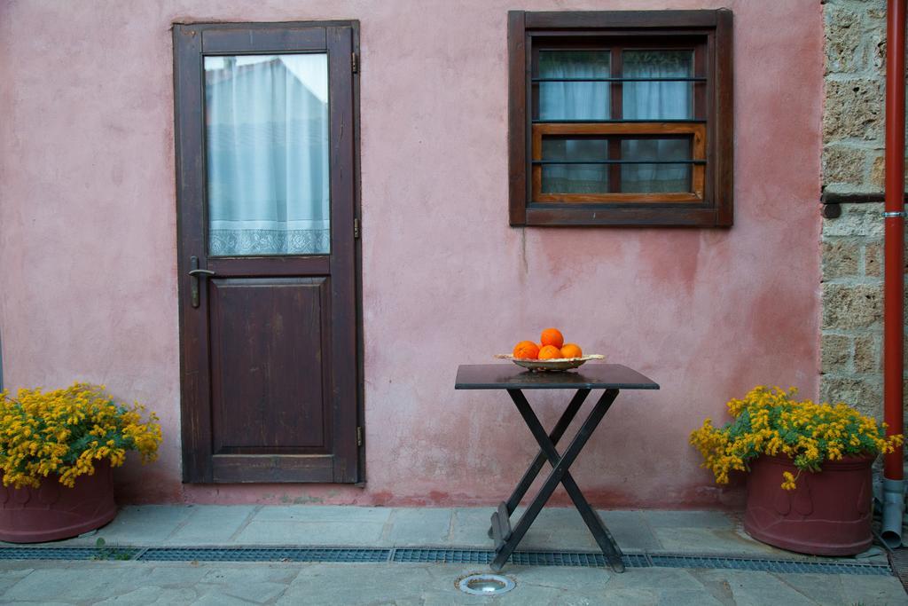 Hagiati Guesthouse Edessa Eksteriør billede